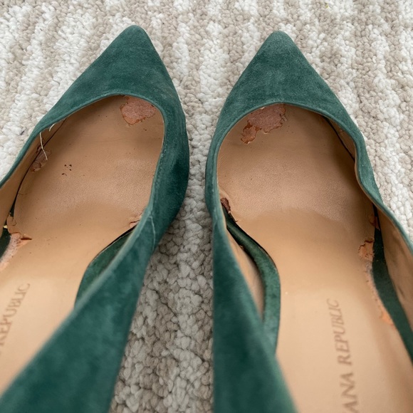 Banana Republic sued heels - Picture 4 of 11